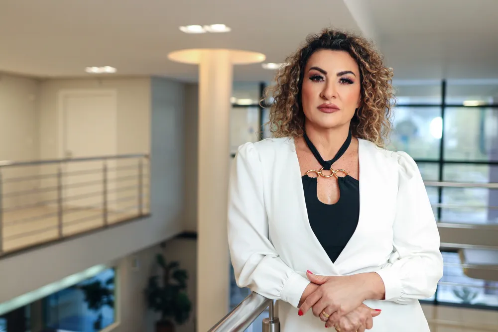 Dra. Iara Schneider - Fundadora