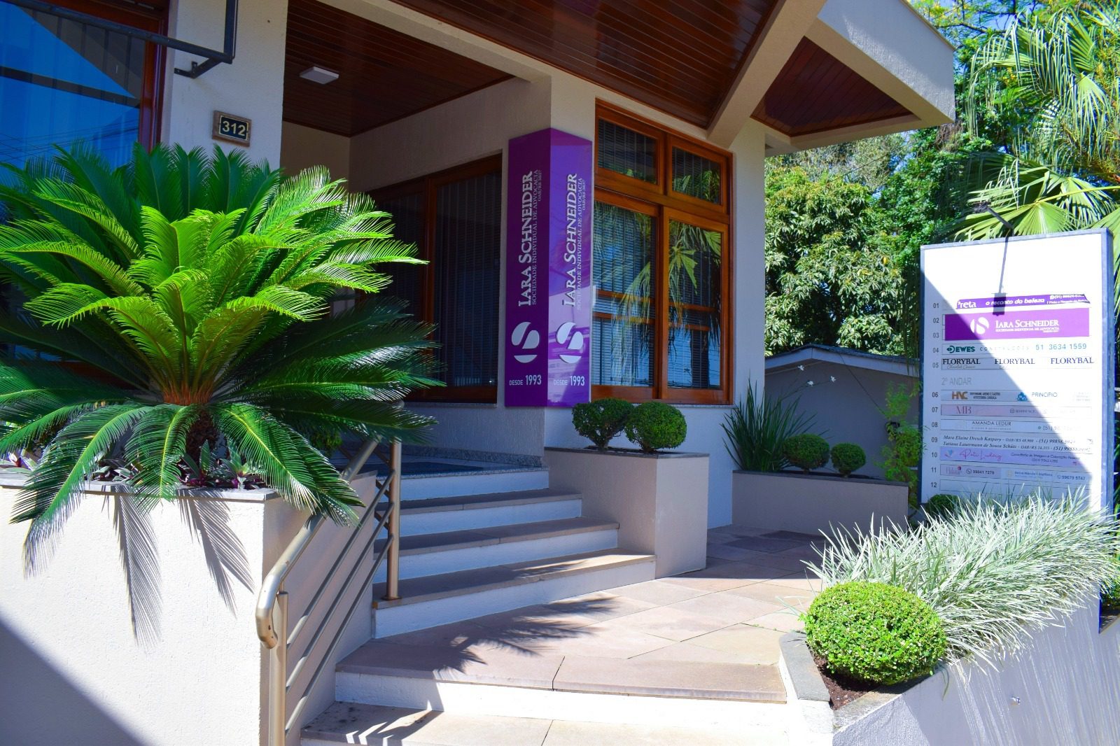 Iara Schneider Advogados Associados - Bom Princípio Iara Schneider Advogados Associados - Bom Princípio